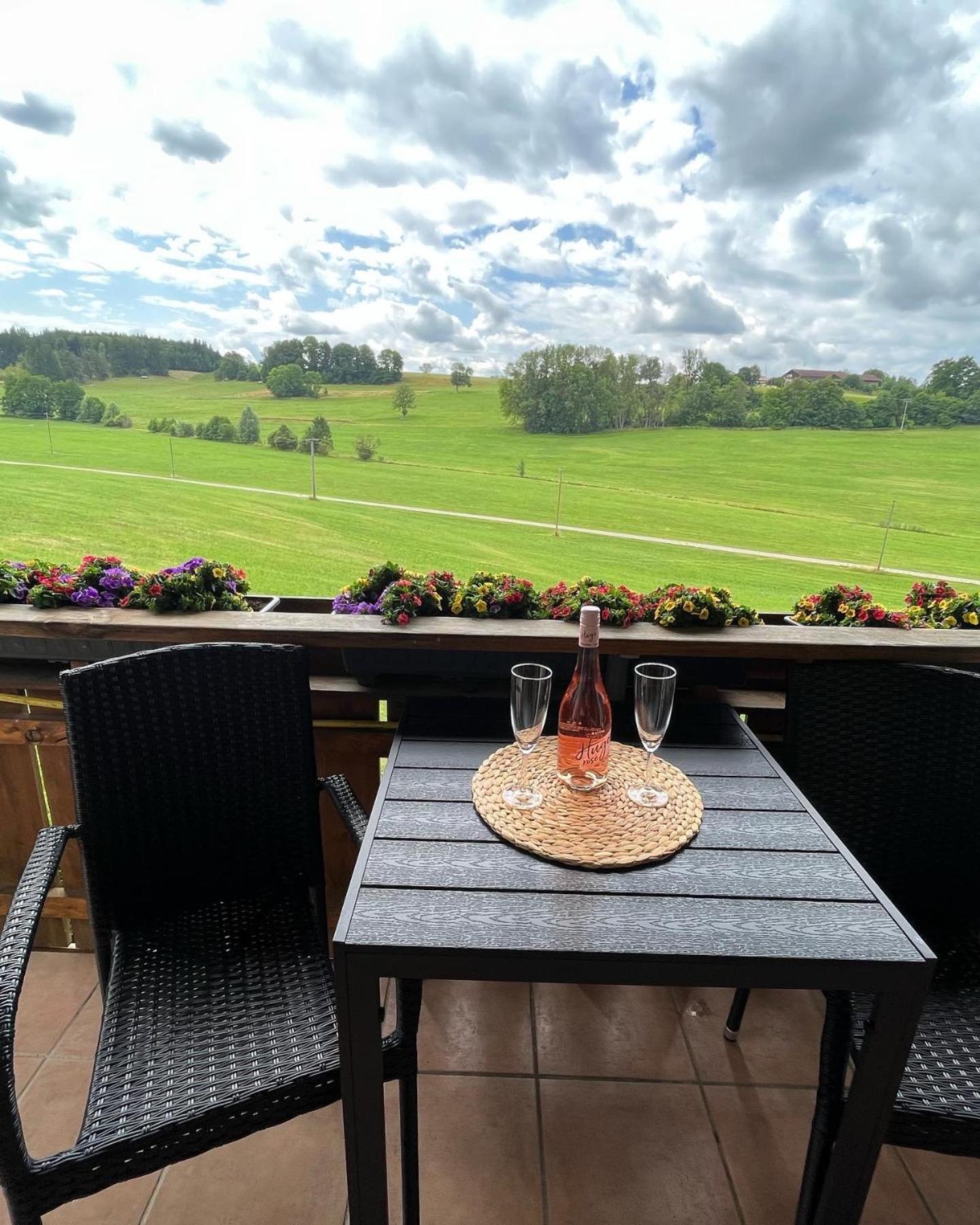 Ferienwohnung Sonnenstrahl Friesenried Exteriör bild